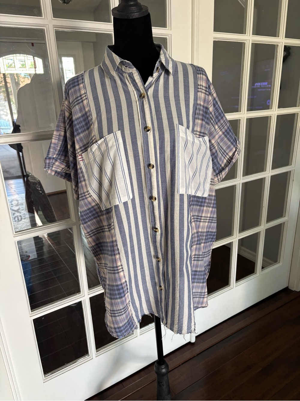 BDG Stevie Spliced Button-Down Shirt M